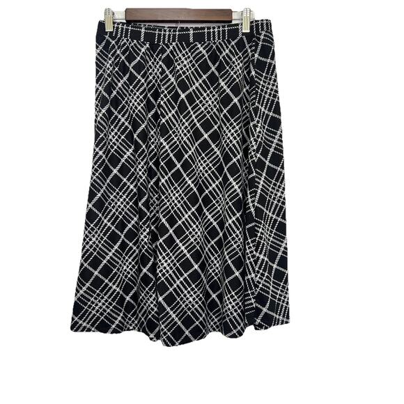 Laura Scott Women’s Black Plaid Skirt Size Large Petite Elastic Waist Stretch EU - Picture 2 of 7